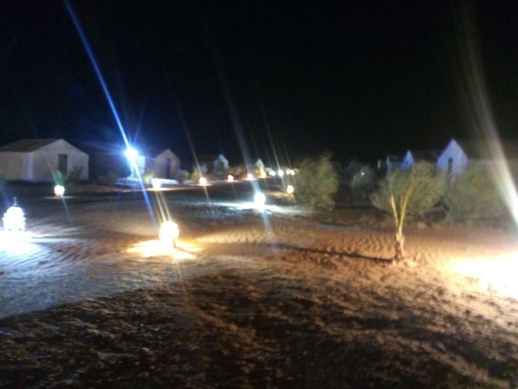 מלון מרזאוגה Bivouac Erg Znaigui מראה חיצוני תמונה